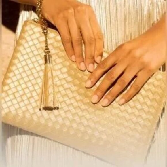 NWT $88 VIRGINIA WOLF Gold Mimi Woven Pouch - Picture 4 of 5